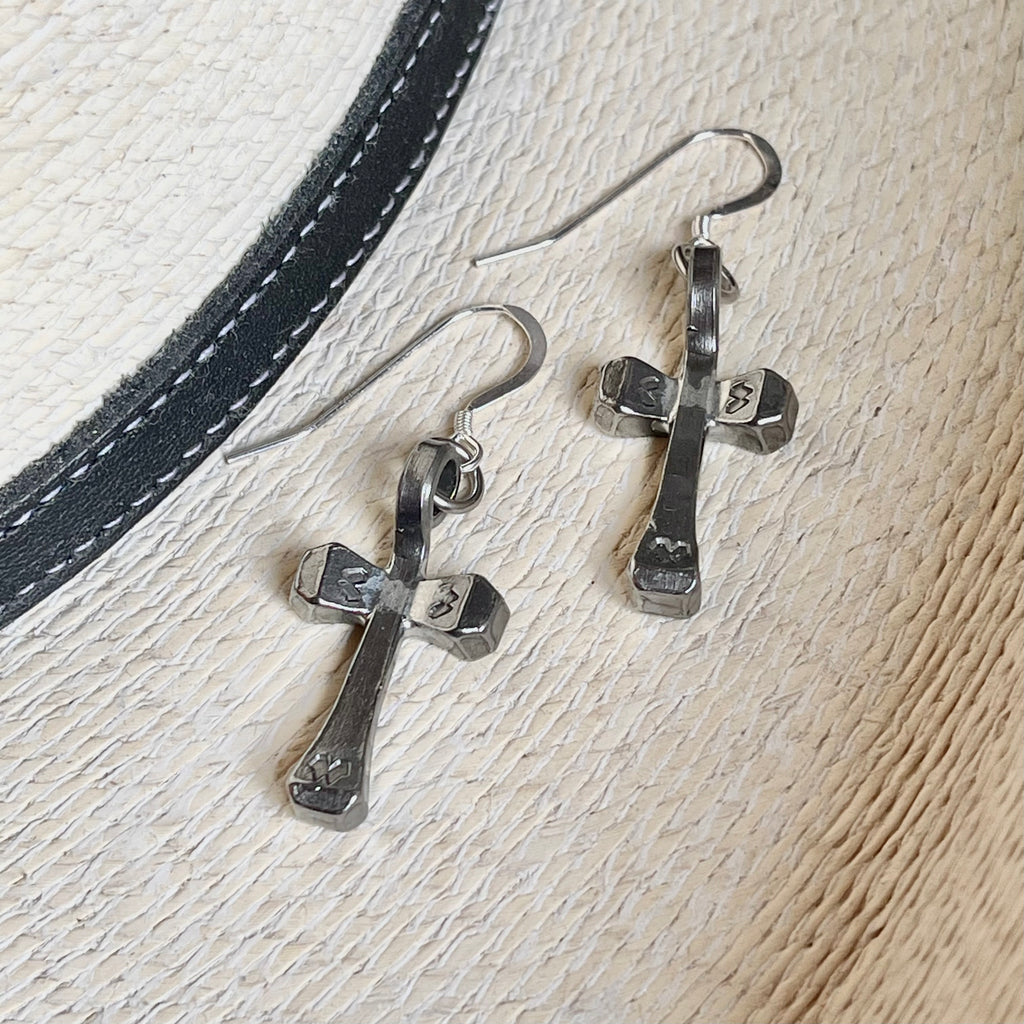 Cross Earrings – thebentnail603